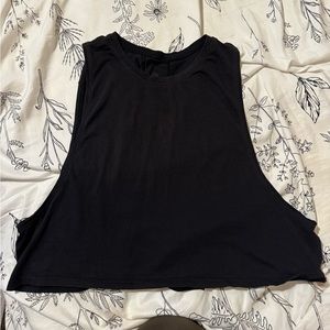 Lululemon Muscle Love Crop Tank Black Size 6/8?